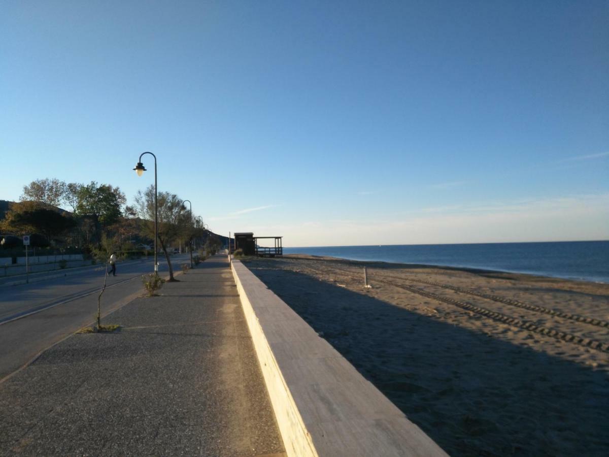 Oasi Peppa Villa Ascea Exteriör bild